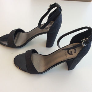 G by Guess size 8 1/2 Black Sparkle 4" Heels